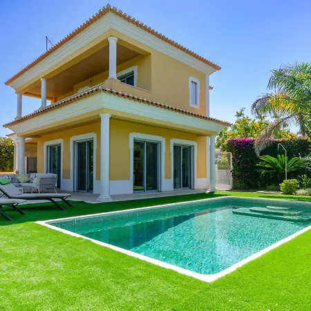 Stunning 2 1 Bedroom With Private Pool, Vilamoura Villa Quarteira