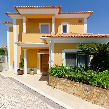 Stunning 2 1 Bedroom With Private Pool, Vilamoura *