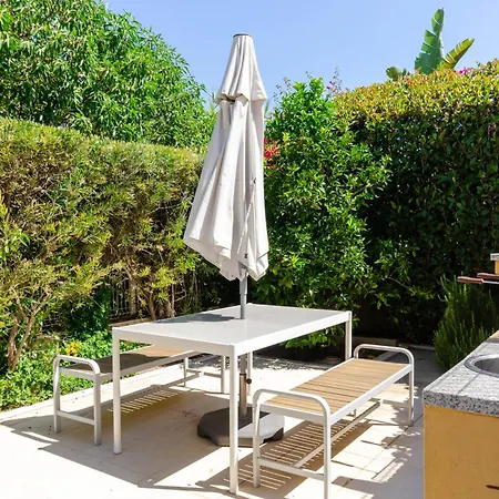 Villa Stunning 2 1 Bedroom With Private Pool, Vilamoura Quarteira