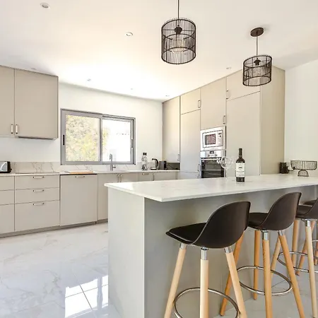 Stunning 2 1 Bedroom With Private Pool, Vilamoura Villa *