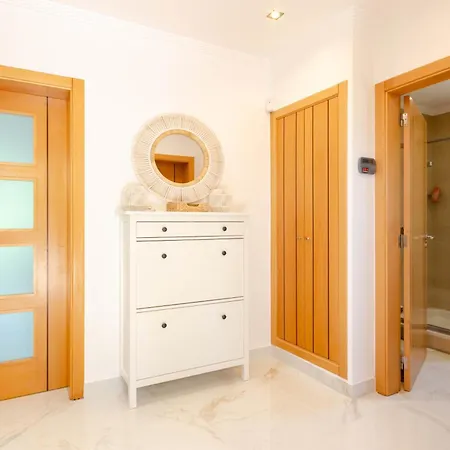 Villa Stunning 2 1 Bedroom With Private Pool, Vilamoura
