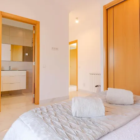 Stunning 2 1 Bedroom With Private Pool, Vilamoura Villa *
